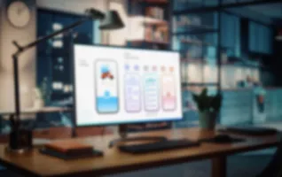 Auf einem Computerbildschirm sieht man farbige Grafiken für ein Projekt im Master-Studium UX Design an der PFH Göttingen.